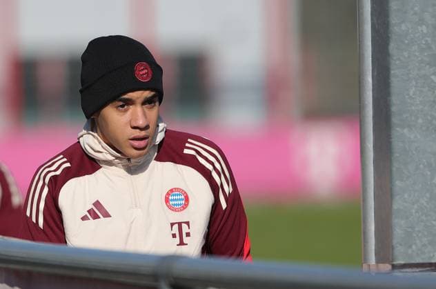 17.02.2025, CL. Abschlusstraining, Saebenerstrasse Muenchen,, Fussball, im Bild: Jamal Musiala (FC Bayern Muenchen)