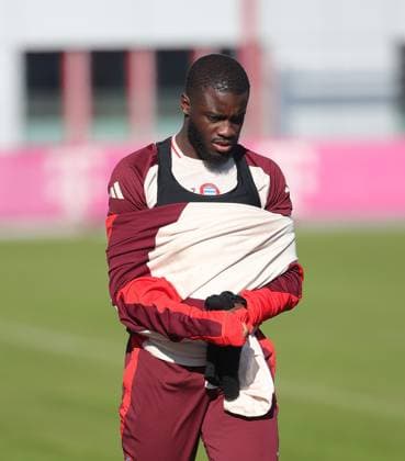 17.02.2025, CL. Abschlusstraining, Saebenerstrasse Muenchen,, Fussball, im Bild: Dayot Upamecano (FC Bayern Muenchen)