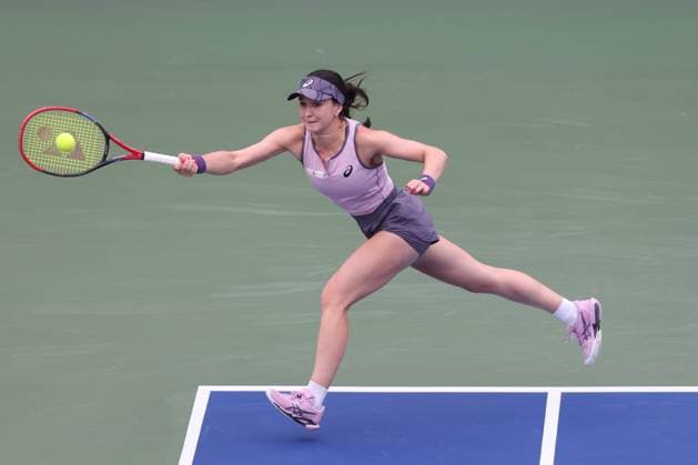 Eva Lys (GER), Dubai Duty Free Tennis Championships, Dubai, U.A.E. Copyright: xJuergenxHasenkopfx