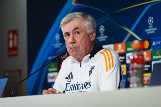 UEFA Champions League 2024 25 League Knockout Play-off Second Leg: Real Madrid Training Session and press conference, PK, Pressekonferenz Carlo Ancelotti, head coach of Real Madrid CF, seen speaking during the UEFA Champions League 2024 25 League Knockout Play-off Second Leg Training And Press Conference at Ciudad Real Madrid on February 18, 2025 in Madrid, Spain. Valdebebas Ciudad Real Madrid Madrid Spain Copyright: xAlbertoxGardinx AGardin_20250218_Real_Madrid_Training_Press_0279