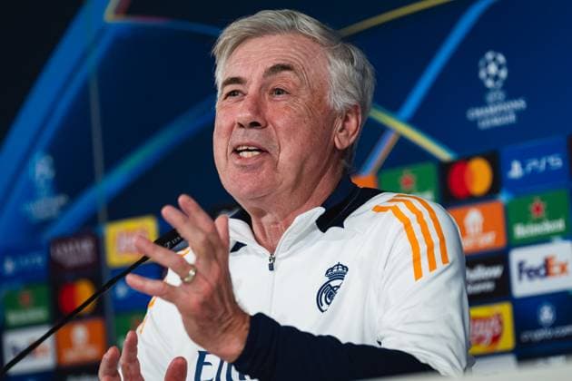 UEFA Champions League 2024 25 League Knockout Play-off Second Leg: Real Madrid Training Session and press conference, PK, Pressekonferenz Carlo Ancelotti, head coach of Real Madrid CF, seen speaking during the UEFA Champions League 2024 25 League Knockout Play-off Second Leg Training And Press Conference at Ciudad Real Madrid on February 18, 2025 in Madrid, Spain. Valdebebas Ciudad Real Madrid Madrid Spain Copyright: xAlbertoxGardinx AGardin_20250218_Real_Madrid_Training_Press_0282