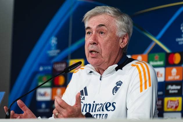 UEFA Champions League 2024 25 League Knockout Play-off Second Leg: Real Madrid Training Session and press conference, PK, Pressekonferenz Carlo Ancelotti, head coach of Real Madrid CF, seen speaking during the UEFA Champions League 2024 25 League Knockout Play-off Second Leg Training And Press Conference at Ciudad Real Madrid on February 18, 2025 in Madrid, Spain. Valdebebas Ciudad Real Madrid Madrid Spain Copyright: xAlbertoxGardinx AGardin_20250218_Real_Madrid_Training_Press_0285