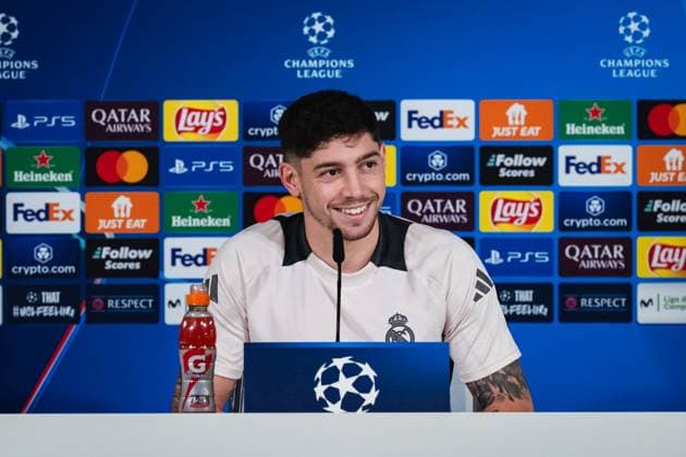 UEFA Champions League 2024 25 League Knockout Play-off Second Leg: Real Madrid Training Session and press conference, PK, Pressekonferenz Federico Valverde of Real Madrid CF seen speaking during the UEFA Champions League 2024 25 League Knockout Play-off Second Leg Training And Press Conference at Ciudad Real Madrid on February 18, 2025 in Madrid, Spain. Valdebebas Ciudad Real Madrid Madrid Spain Copyright: xAlbertoxGardinx AGardin_20250218_Real_Madrid_Training_Press_0293