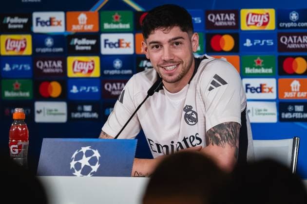 UEFA Champions League 2024 25 League Knockout Play-off Second Leg: Real Madrid Training Session and press conference, PK, Pressekonferenz Federico Valverde of Real Madrid CF seen speaking during the UEFA Champions League 2024 25 League Knockout Play-off Second Leg Training And Press Conference at Ciudad Real Madrid on February 18, 2025 in Madrid, Spain. Valdebebas Ciudad Real Madrid Madrid Spain Copyright: xAlbertoxGardinx AGardin_20250218_Real_Madrid_Training_Press_0296