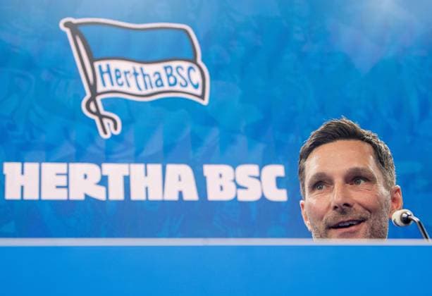 Sport Bilder des Tages Fussball, Herren, Saison 2024 25, 2. Bundesliga, Hertha BSC, Pressekonferenz zur Vorstellung des neuen Trainers Stefan Leitl, im Bild: Trainer Stefan Leitl (Hertha BSC), 18.02. 2025,