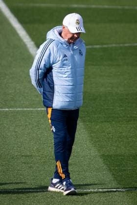 UEFA Champions League 2024 25 League Knockout Play-off Second Leg: Real Madrid Training Session and press conference, PK, Pressekonferenz Carlo Ancelotti, head coach of Real Madrid CF, seen during the UEFA Champions League 2024 25 League Knockout Play-off Second Leg Training And Press Conference at Ciudad Real Madrid on February 18, 2025 in Madrid, Spain. Valdebebas Ciudad Real Madrid Madrid Spain Copyright: xAlbertoxGardinx AGardin_20250218_Real_Madrid_Training_Press_0317