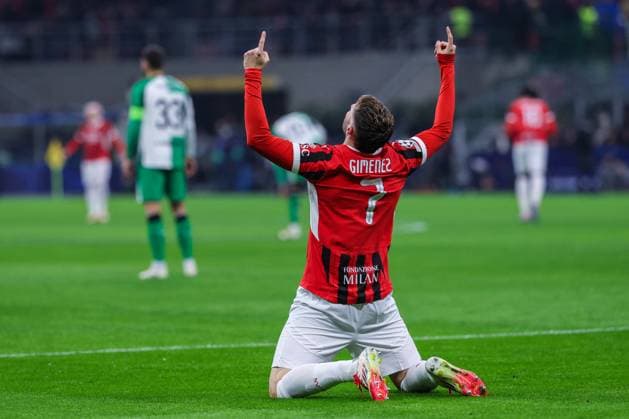 CALCIO - UEFA Champions League - AC Milan vs Feyernood Santiago Gimenez of AC Milan celebrates after scoring a goal during UEFA Champions League 2024 25 Knockout phase play-offs 2nd leg football match between AC Milan and Feyenoord Rotterdam at San Siro Stadium Milan Italy  Copyright: xIPAxSport ABACAx