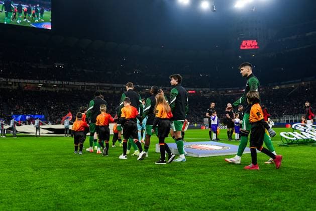 UEFA Champions League: AC Milan v Feyenoord Milan - Jakub Moder of Feyenoord during the 2nd leg of the knockout phase play-offs of new format of the Champions League 2024 2025. The match is set between AC Milan and Feyenoord at Giuseppe Meazza San Siro on 18 February 2025 in Milan, Italy. Copyright: xTomxBodex
