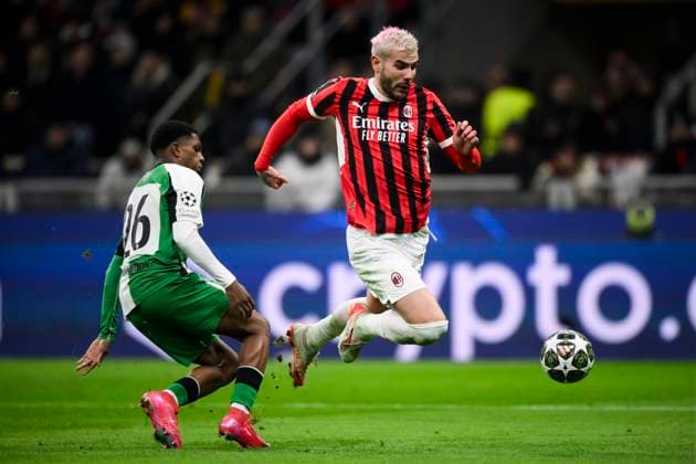 AC Milan v Feyenoord - UEFA Champions League Theo Hernandez of AC Milan dives leading to second yellow card during the UEFA Champions League 2024 25 knockout phase play-off second leg football match between AC Milan and Feyenoord. Milan Italy Copyright: xNicolòxCampox