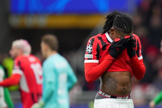 AC MilanÕs Rafael Leao during the Uefa Champions League soccer match between Ac Milan and Feyenoord at the San Siro Stadium in Milan, north Italy - Tuesday , February 18 , 2025. - Soccer .  Copyright: xSpada LaPressex