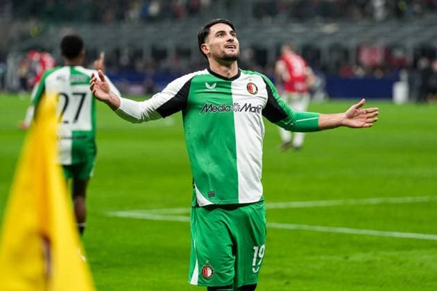 UEFA Champions League: AC Milan v Feyenoord Milan - Julian Carranza of Feyenoord during the 2nd leg of the knockout phase play-offs of new format of the Champions League 2024 2025. The match is set between AC Milan and Feyenoord at Giuseppe Meazza San Siro on 18 February 2025 in Milan, Italy. Copyright: xYannickxVerhoevenx