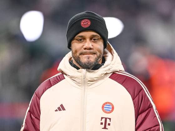 Trainer Vincent Kompany (FC Bayern Muenchen) Looks on during the UEFA Champions League 2024 25 League Knockout Play-off Second Leg match between FC Bayern München and Celtic FC at Allianz Arena on February 18, 2025 in Munich, Germany. (Photo by Harry Langer DeFodi Images) Defodi-541_FCBCFC0250218_04