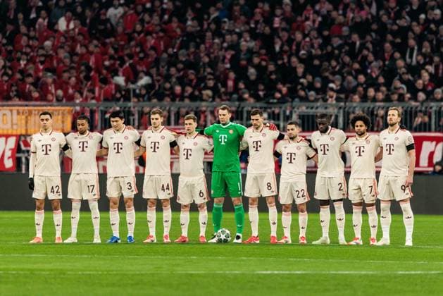 UEFA Champions League: FC Bayern München - Celtic FC; 18.02.2025 Gedenkminute für die Opfer des Anschlags in München UEFA Champions League: FC Bayern München - Celtic FC, München, Allianz Arena am 17.02.2025 Copyright: xBEAUTIFULxSPORTS Wunderlx