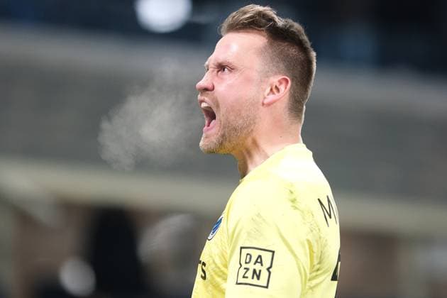 Exultation of Simon Mignolet of Club Brugge VK during the UEFA Champions League 2024 2025 play-off football match between Atalanta BC and Club Brugge VK at Gewiss Stadium on February 18, 2025, Bergamo, Italy.  Copyright: xRobertoxTommasini IPAxSportx xipa-agency.netx xx IPA_54265724 IPA_Agency_IPA54265724