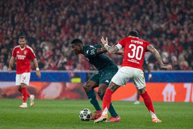 Estadio da Luz LISBON, PORTUGAL - FEBRUARY 18: Breel Embolo of Monaco and Nicolas Otamendi of Benfica during the UEFA Champions League 2024 25 League Knockout Play-off second leg match between SL Benfica and AS Monaco at Estadio da Luz on February 18, 2025 in Lisbon, Portugal. (Photo by Joao Bravo Sports Press Photo ) (Sports Press Photo SPP) Copyright: xSportsxPressxPhotox xSPPx spp-en-SpPrPh-spp_VGA_180225-3358
