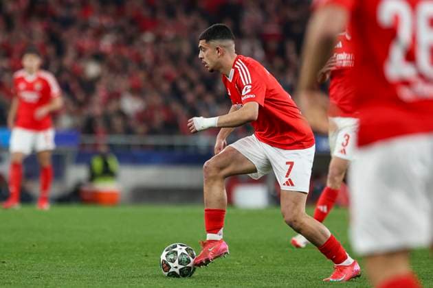 Estadio da Luz LISBON, PORTUGAL - FEBRUARY 18: Zeki Amdouni of Benfica during the UEFA Champions League 2024 25 League Knockout Play-off second leg match between SL Benfica and AS Monaco at Estadio da Luz on February 18, 2025 in Lisbon, Portugal. (Photo by Valter Gouveia Sports Press Photo Getty Images) UEFA Champions League - SL Benfica vs AS Monaco (Sports Press Photo SPP) Copyright: xSportsxPressxPhotox xSPPx spp-en-SpPrPh-spp_VGA_180225-2769