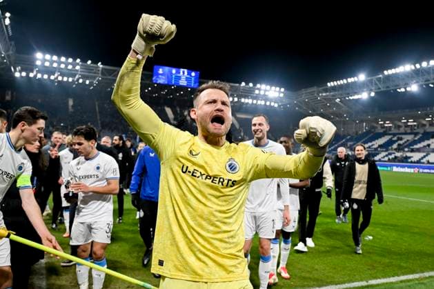 Atalanta v Club Brugge - UEFA Champions League BERGAMO, ITALY - FEBRUARY 18 : Mignolet Simon goalkeeper of Club Brugge celebrates the win during the UEFA Champions League 2024 25 knockout phase play-off match second leg between Atalanta and Club Brugge on February 18, 2025 in Bergamo, Italy, 18 02 2025 Bergamo Italy  Copyright: xJanxDexMeuleneirx
