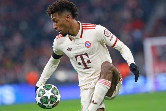 11 Kingsley Coman (FCB) Portraet, Portrait, am Ball Fussball FC Bayern München - Celtic Glasgow UEFA Champions League 18.02.2025 Allianz Arena FOTO: Mladen Lackovic LakoPress