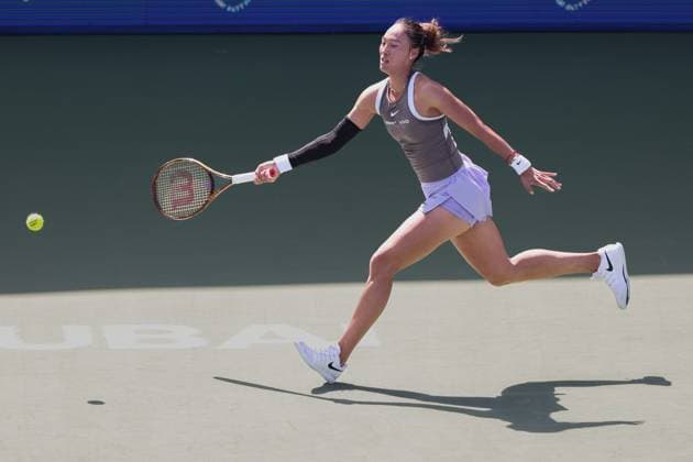 Qinwen Zheng (CHN), Dubai Duty Free Tennis Championships, Dubai, U.A.E. Copyright: xJuergenxHasenkopfx