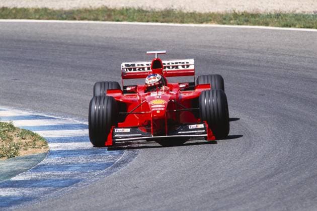 Archivbilder der Woche SPORT KW08 Formel 1 Weltmeister Michael Schumacher auf der Strecke im Ferrari F399, GP von Deutschland auf dem Hockenheimring, 1. August 1999 Formula 1 World Champion Michael Schumacher on the track in the Ferrari F399, German GP at the Hockenheimring, 1 August 1999 Copyright: imageBROKER malafo hn iblmsl12527559.jpg Bitte beachten Sie die gesetzlichen Bestimmungen des deutschen Urheberrechtes hinsichtlich der Namensnennung des Fotografen im direkten Umfeld der Veröffentlichung Formel 1 Weltmeister Michael Schumacher auf der Strecke im Ferrari F399, GP von Deutschland auf dem Hockenheimring, 1. A imago images 0801249954