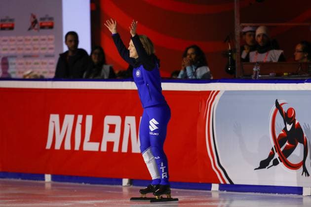 February 16, 2025, Assago, Lombardy, Italy: ARIANNA FONTANA of Italy wins the silver medal in the Women 500m at the ISU Short Track World Tour 2025 at Unipol Forum in Milan, Italy Assago Italy - ZUMAc179 20250216_zep_c179_887 Copyright: xMickaelxChavetx