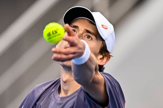 ATP, Tennis Herren QATAR EXXONMOBIL OPEN ROUND OF 16 Alex De Minaur of Australia competes in her round of 16 match against Botic Van De Zandschulp of Netherlands during the ATP Qatar ExxonMobil Open 2025 tennis tournament at the Khalifa International Tennis Complex in Doha, Qatar, on February 19, 2025. DOHA Qatar Copyright: xNOUSHADx