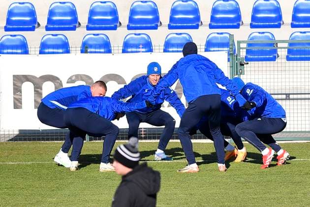 Plzen players attend a training session within a media programme prior to the UEFA Europa League, 2nd round match: FC Viktoria Plzen vs Ferencvaros Budapest, in Pilsen, Czech Republic, on February 19, 2025. (CTKxPhoto MiroslavxChaloupka) CTKPhotoP2025021905670  CTKPhotoP2025021905670