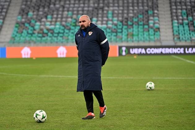 Ljubljana, Slovenia, February 19th 2025: Mladen Zizovic head coach of Borac Banja Luka at last training session before tomorrow s match against Olimpija Ljubljana (not on pic) before the UEFA Conference League, Knockout phase play-offs 2nd leg match between Olimpija Ljubljana (Slovenia) and Borac Banja Luka (BIH) at Stadium Stozice, Ljubljana, Slovenia. (Igor Kupljenik SPP) Copyright: xIgorxKupljenikx xSPPx spp-en-IgKuSp-IK3_6091