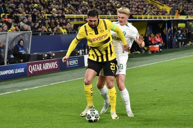 v. li. im Zweikampf Emre Can (Dortmund 23) Conrad Harder (Sporting 19) 19.02.2025 Fussball, Champions League, Borussia Dortmund vs Sporting CP, Signal Iduna Park, Dortmund,