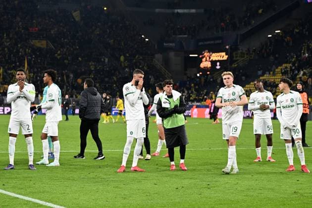Zeno Debast (Sporting Lissabon) und Conrad Harder (Sporting Lissabon) gestikuliert, gestik waehrend des Spiels der UEFA Champions League 2024 25 Play-offs Rückspiel zwischen Borussia Dortmund und Sporting Lissabon, SIGNAL IDUNA PARK am 19. February 2025 in Dortmund, Deutschland. (Foto von Ralf Treese DeFodi Images) +++ Zeno Debast (Sporting Lissabon) und Conrad Harder (Sporting Lissabon) gestures during the UEFA Champions League 2024 25 League Knockout Play-off Second Leg match between Borussia Dortmund and Sporting Clube de Portugal at Signal Iduna Park on February 19, 2025 in Dortmund, Germany. (Photo by Ralf Treese DeFodi Images)