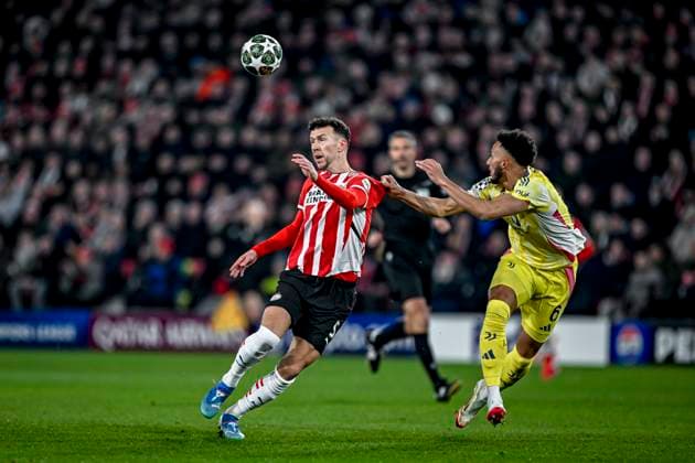 PSV midfielder Ivan Perisic , Juventus defender Lloyd Kelly, during the match PSV - Juventus at the Philips stadium for the UEFA Champions League - Knockout phase play-offs - 2nd leg season 2024-2025 in EINDHOVEN, Netherlands on 19 february 2025, (photo by Stefan Koops EYE4images DeFodi Images)