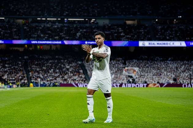 Real Madrid CF vs Manchester City - UEFA Champions League - 19 02 2025 Rodrygo of Real Madrid CF during the UEFA Champions League match between Real Madrid CF and Manchester City at Estadio Santiago Bernabeu on February 19, 2025 in Madrid, Spain. Madrid Spain Copyright: xPGSxPhotoxAgencyx