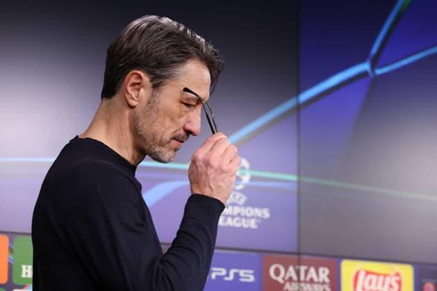 Dortmund on February 19, 2025 Uefa Champions League Knockout phase play-offs, 2st leg Borussia Dortmund - Sporting Clube de Portugal v.l., Coach, Trainer Niko Kovac (Borussia Dortmund) setzt sich die Brille auf Copyright: JoaquimxFerreira