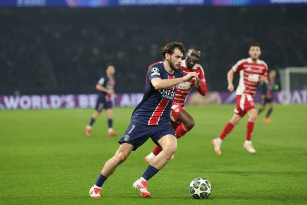 Foot : Ligue des Champions Paris SG Brest PHOTOPQR LE PARISIEN Olivier Arandel ; Paris ; 19 02 2025 ; Paris, France Mercredi 19 février 2025 Sports Football Ligue des Champions Paris-SG Brest LP Olivier Arandel Khvicha Kvaratskhelia Paris, France, feb 19th 2025 Champions league between 2 french clubs : Paris PSG vs Brest