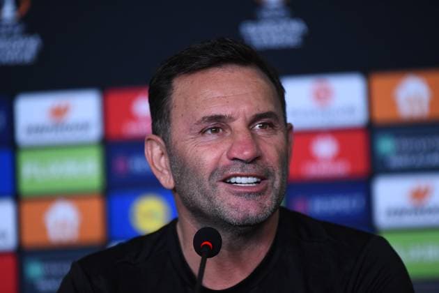 Coach Okan Buruk of Galatasaray seen during the press conference, PK, Pressekonferenz a day before the UEFA Europa League 2024 25 League Knockout Play-off Second Leg match between Galatasaray A.S. and AZ Alkmaar in Istanbul at Rams Park Stadium , Istanbul , Turkey on February 19 , 2025. ( Photo by Seskimphoto ) Istanbul Turkey Istanbul Turkey Copyright: xSeskimphotox Galatasaray_Press_Conf-19225 (34)