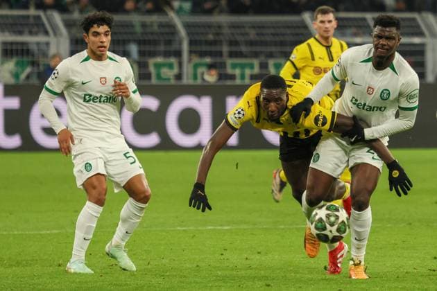 Dortmund, Deutschland 19. Februar 2025: Champions League - 2024 2025 - Borussia Dortmund vs. Sporting Lissabon Im Bild: v.li. im Zweikampf Serhou Guirassy (BVB) und Ousmane Diomande (Sporting Lissabon) Signal Iduna Park Nordrhein Westfalen Copyright: xFotostandx xFantinix