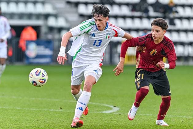U16 BELGIUM VS ITALY Kyan Achabar (21) of Belgium pictured during a friendly U16 soccer game between Belgium and Italy , on Wednesday 19 February 2025 in Tubeke , Belgium . PHOTO SPORTPIX Stijn Audooren Tubeke RBFA Proximus Basecamp Belgium  Copyright: xSportpix.bex xStijnxAudoorenxStijnxAudoorenx