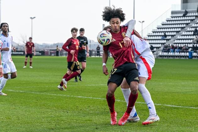 U16 BELGIUM VS ITALY Jayden Onia Seke (17) of Belgium pictured during a friendly U16 soccer game between Belgium and Italy , on Wednesday 19 February 2025 in Tubeke , Belgium . PHOTO SPORTPIX Stijn Audooren Tubeke RBFA Proximus Basecamp Belgium  Copyright: xSportpix.bex xStijnxAudoorenxStijnxAudoorenx