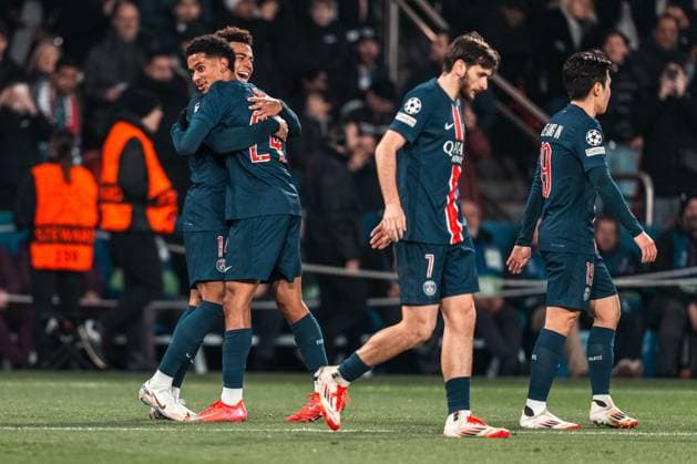 CALCIO - UEFA Champions League - PSG vs Brest Desire DOUE of PSG and Senny MAYULU of PSG celebrating a goal during the UEFA Champions League 2024 25 League Knockout Play-off Second Leg match between Paris Saint-Germain and Stade Brestois 29 at Parc des Princes in Paris, France on February 19, 2025 Paris France  Copyright: xIPAxSport ABACAx