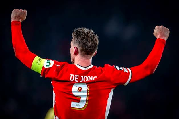 PSV Eindhoven forwarder Luuk de Jong during the match PSV - Juventus at the Philips stadium for the UEFA Champions League - Knockout phase play-offs - 2nd leg season 2024-2025 in EINDHOVEN, Netherlands on 19 february 2025, (photo by Marcel van Dorst EYE4images DeFodi Images)
