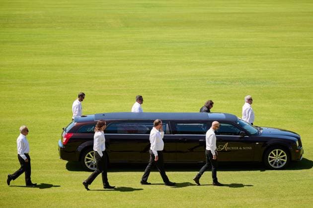Bilder des Jahres 2025, Sport 02 Februar Sport Themen der Woche KW08 Australian Football, AFL, Trauerfeier für Adam Hunter in Bunbury AFL WEST COAST EAGLES HUNTER FUNERAL, In a supplied image, a hearse carrying the casket of West Coast Eagles premiership star Adam Hunter is seen during his funeral service at Bunbury, Thursday, February 20, 2025. The 2006 premiership player died earlier this month in Bunbury, 175km south of Perth, at the age of 43. ( NO ARCHIVING, EDITORIAL USE ONLY, NO USE IN BOOKS WITHOUT CONSENT Bunbury Western Australia AUSTRALIA  Copyright: xAFLxPhotosx 20250220114045705571