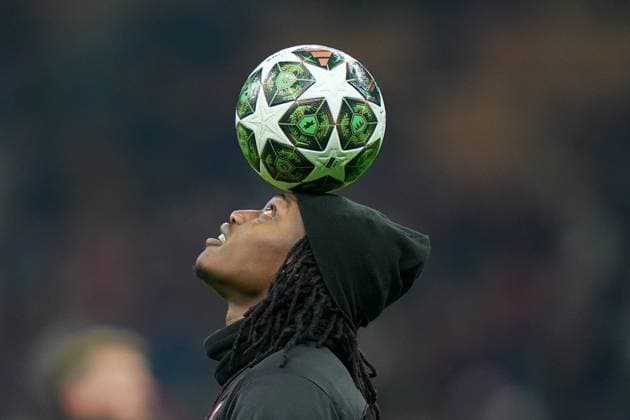 Sport Themen der Woche KW08 Sport Bilder des Tages AC MilanÕs Rafael Leao during the Uefa Champions League soccer match between Ac Milan and Feyenoord at the San Siro Stadium in Milan, north Italy - Tuesday , February 18 , 2025. - Soccer .  Copyright: xSpada LaPressex