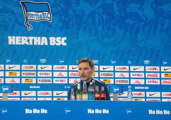 Fussball, Herren, Saison 2024 25, 2. Bundesliga, Hertha BSC, Pressekonferenz zum bevorstehenden Spiel gegen den 1. FC Nürnberg, im Bild: Trainer Stefan Leitl (Hertha BSC), 20.02. 2025,