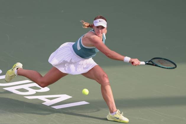 Mirra Andreev, Dubai Duty Free Tennis Championships, Dubai, U.A.E. Copyright: xJuergenxHasenkopfx