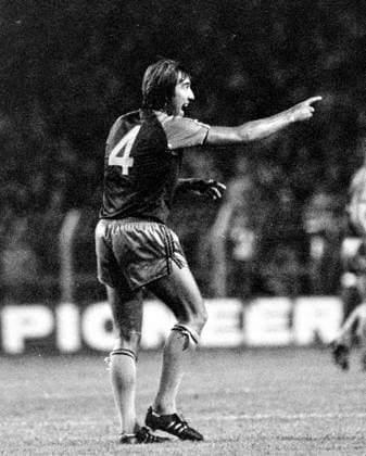820831 Football, English Division One 1982-1983, Luton - West Ham: West Hams Billy Bonds. Photo: BILDBYRAN D178_03 D178_03 scanx football fotboll Division One first division england season 1982-1983 1982-83 1982 83 1982 Luton West Ham bbeng dia Copyright: BILDBYRAN BB820831BB006