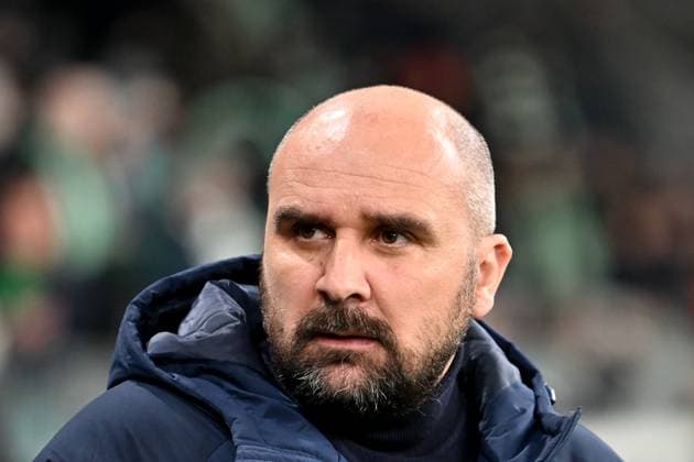 Ljubljana, Slovenia, February 20th 2025: Mladen Zizovic head coach of Borac Banja Luka during the UEFA Conference League, Knockout phase play-offs 2nd leg match between Olimpija Ljubljana (Slovenia) and Borac Banja Luka (BIH) at Stadium Stozice, Ljubljana, Slovenia. (Igor Kupljenik SPP) Copyright: xIgorxKupljenikx xSPPx spp-en-IgKuSp-IK3_6122