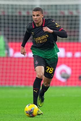 AC Milan s Malick Thiaw the Serie A soccer match between Milan and Hellas Verona at San Siro Stadium in Milan , North Italy - Saturday , February 15, 2025 . - Soccer .  Copyright: xSpada LaPressex