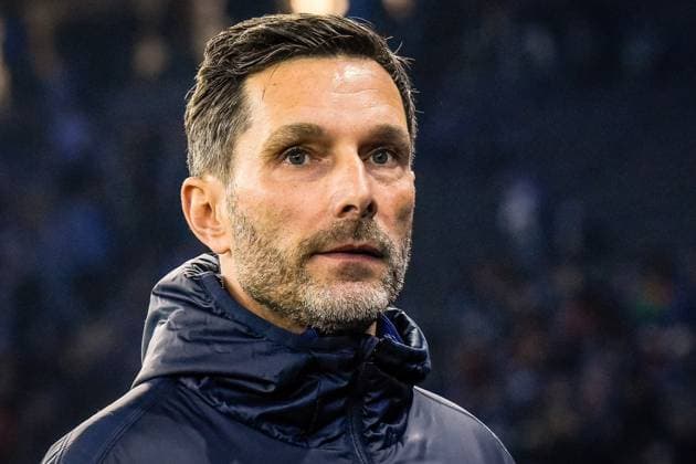 Fussball 2.Bundesliga, Hertha BSC Berlin - 1.FC Nürnberg 21.02.2025, xdanx, Fussball 2.Bundesliga, Hertha BSC Berlin - 1.FC Nürnberg v.l. Stefan Leitl (Hertha BSC Trainer) (DFL DFB REGULATIONS PROHIBIT ANY USE OF PHOTOGRAPHS as IMAGE SEQUENCES and or QUASI-VIDEO) Daniel Lakomski Mix1 Berlin Olympiastadion Berlin Deutschland (DEU) Copyright: xDanielxLakomskix