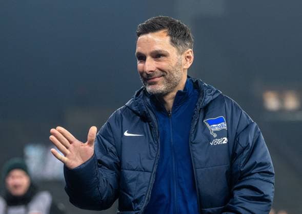 Fussball, Herren, Saison 2024 2025, 2. Bundesliga (23. Spieltag), Hertha BSC - 1. FC Nürnberg, Trainer Stefan Leitl (Hertha BSC), 21.02. 2025,