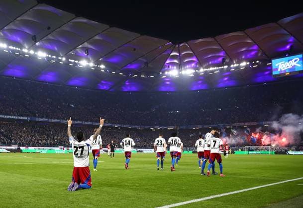 21.02.2025, xmohx, Fussball 2.Bundesliga, Hamburger SV - 1.FC Kaiserslautern v.l. Davie Selke (Hamburger SV) celebrate the goal, Der Torjubel zum 2:0 (DFL DFB REGULATIONS PROHIBIT ANY USE OF PHOTOGRAPHS as IMAGE SEQUENCES and or QUASI-VIDEO) Hamburg